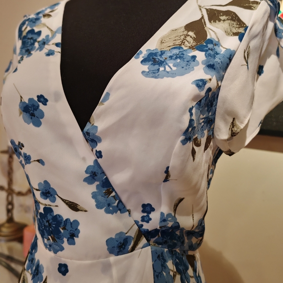 lulus French Countryside White Floral Print High-Low Dress 015000 - Picture 11 of 13